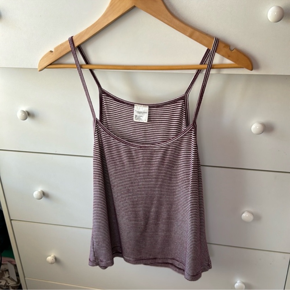 RED AND WHITE STRIPED TANK TOP